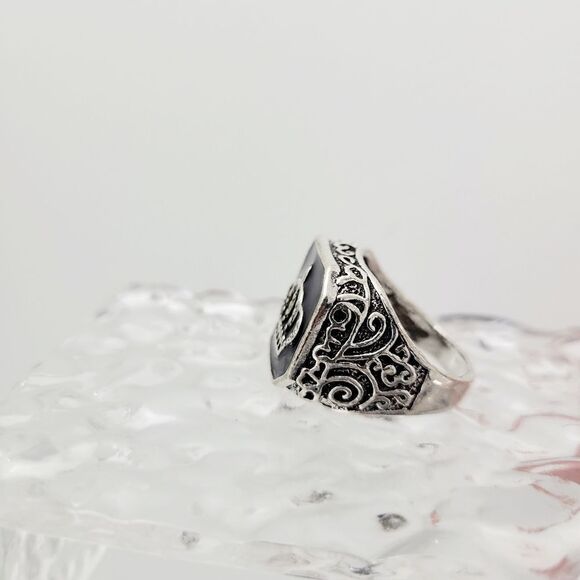 Brand New Silver & Black Crown Ring - Picture 3 of 8